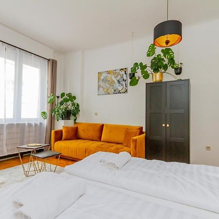 Central Studio @ Jaszai Mari Square Βουδαπέστη Εξωτερικό φωτογραφία